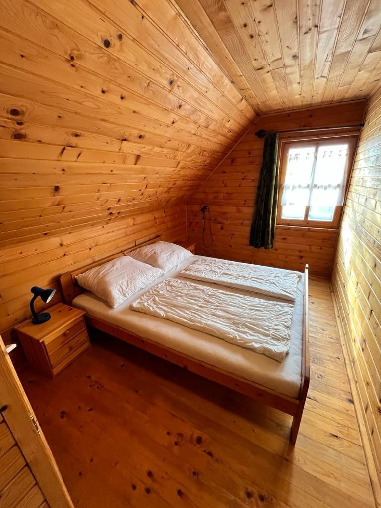 Almos Apartman Balatonfenyves Zewnętrze zdjęcie